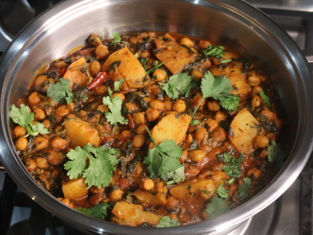 Chickpea Spinach & Potato Curry